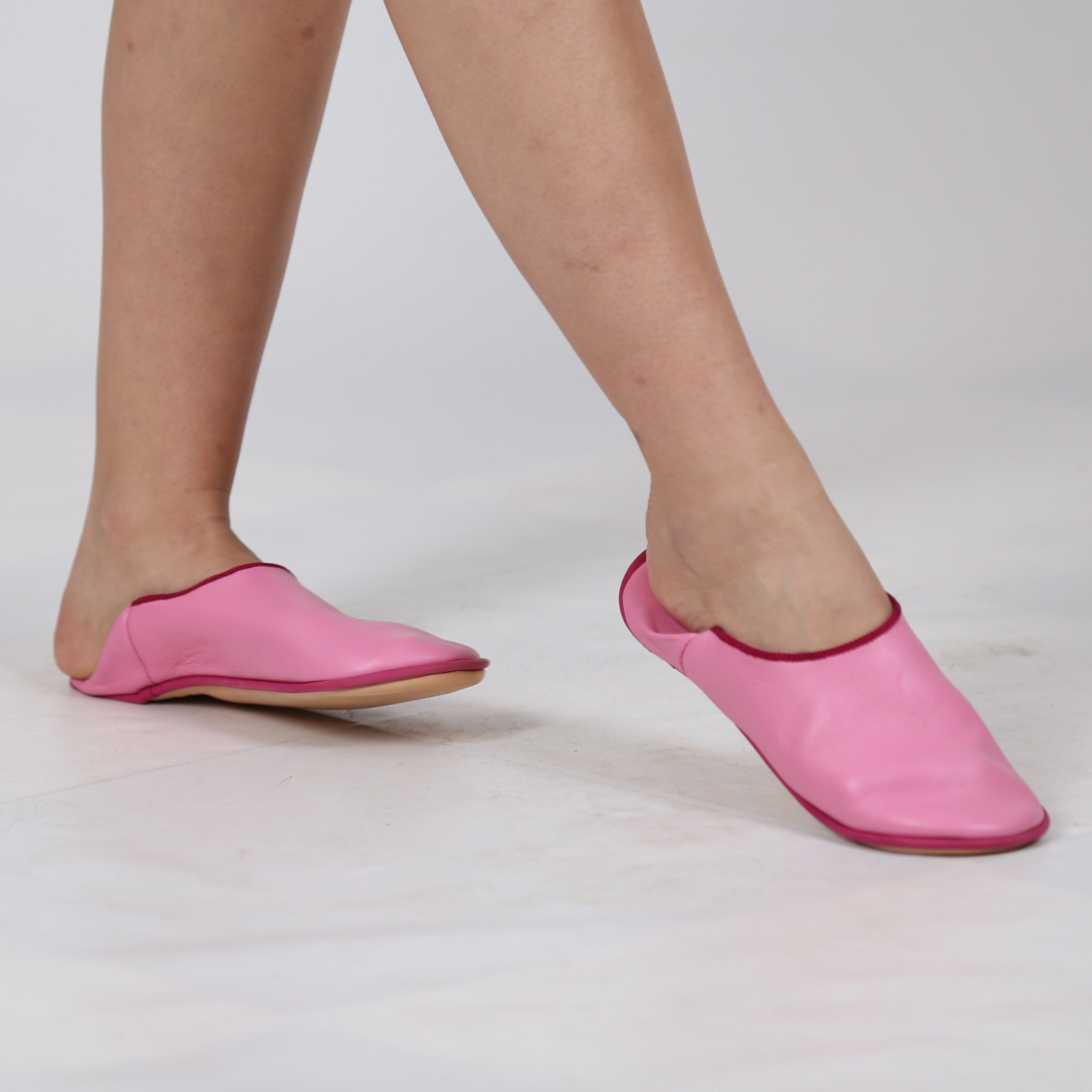 Handmade Moroccan Leather Pink Slippers - Biyadina Store