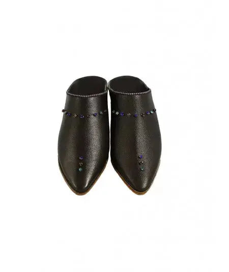 Pointed leather slipper decorated with pearls Biyadina Store