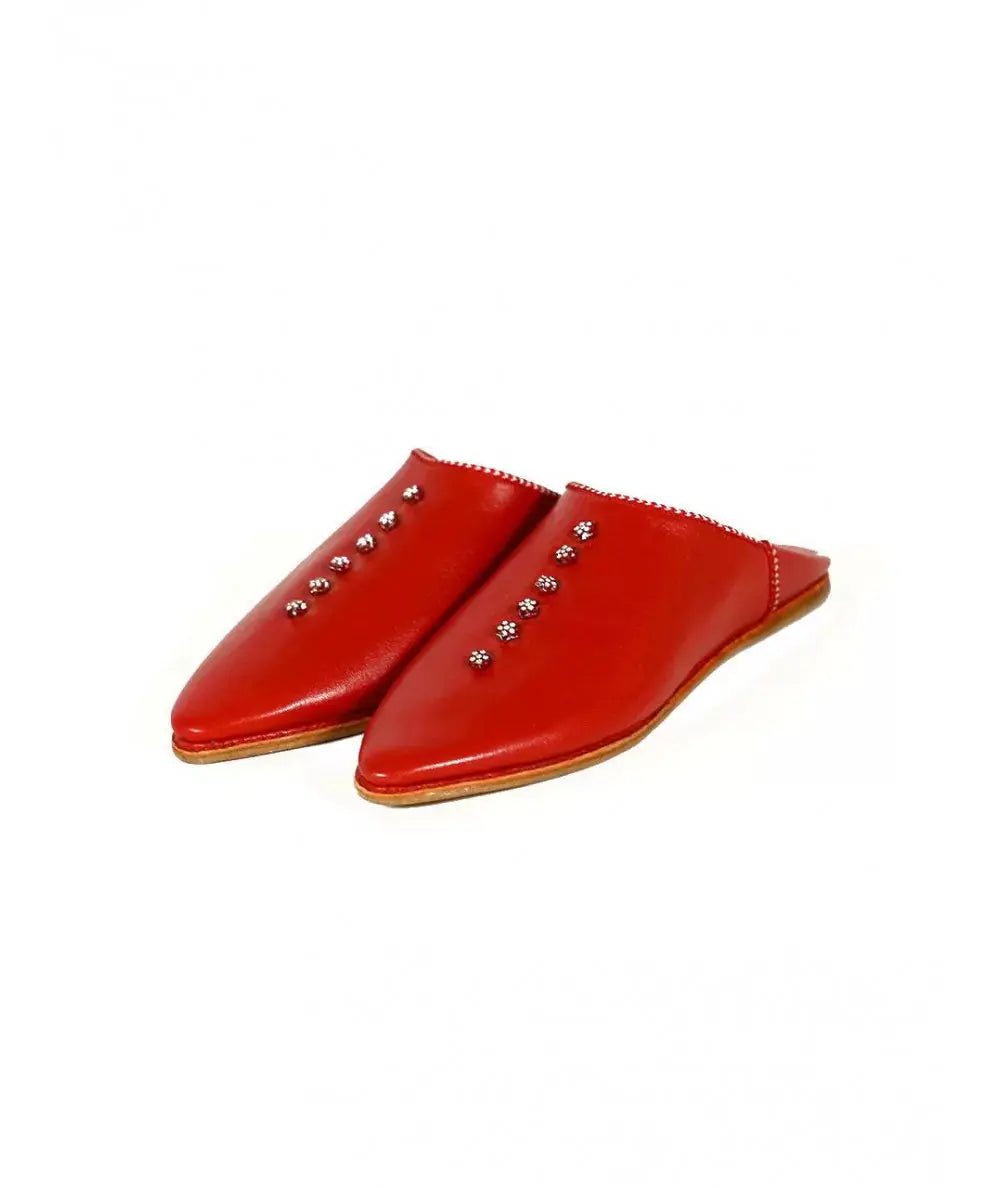 Pointed leather slipper decorated with pearls Biyadina Store