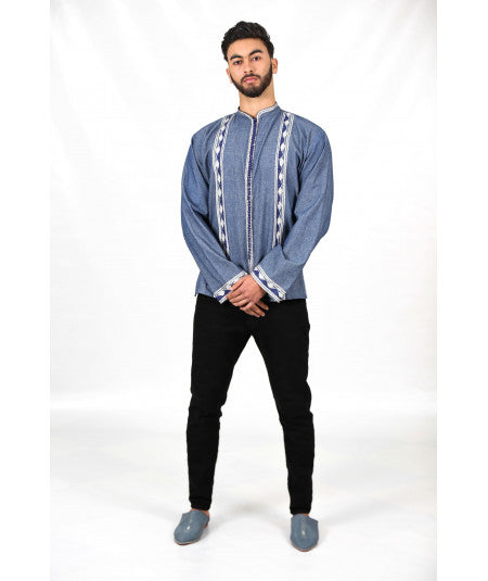 Blue and white embroidered tunic with Aakad